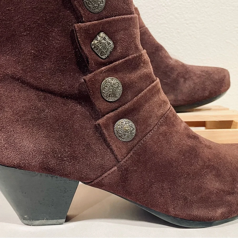 Dansko “Baker” Brown Genuine Suede Leather Ankle Boots Antique Style | EUC